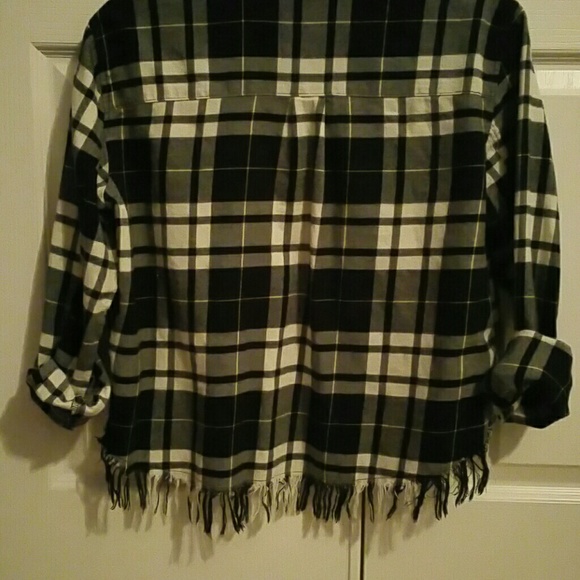 Plaid shirt - Picture 3 of 3